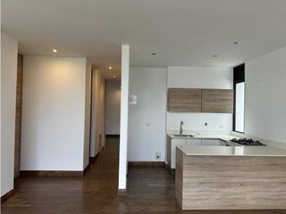 Foto 2 de Exclusivo y moderno apartamento con vista hermosa San Lucas 74 m2