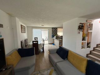 Foto 2 de Casa en Alquiler Conjunto en Calderon