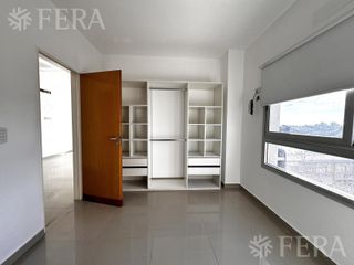 Foto 13 de Venta de departamento de 2 ambientes con balcón en Wilde