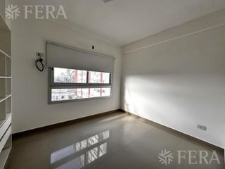 Foto 12 de Venta de departamento de 2 ambientes con balcón en Wilde