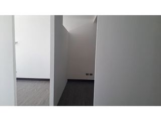 Foto 5 de La Carolina, Oficina en Renta, 78m2, 4 Ambientes