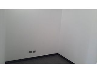 Foto 4 de La Carolina, Oficina en Renta, 78m2, 4 Ambientes
