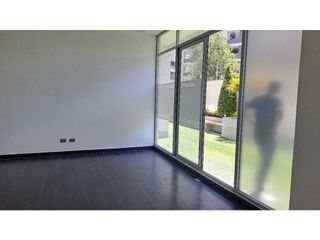 Foto 8 de La Carolina, Local Comercial en Renta, 160m2