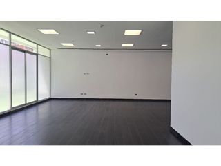 Foto 3 de La Carolina, Local Comercial en Renta, 160m2