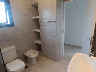 Foto 9 de Dúplex en venta de 3 dormitorios c/ cochera en Los Perales