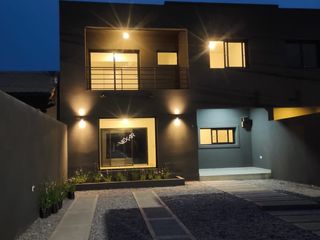 Foto 13 de Dúplex en venta de 3 dormitorios c/ cochera en Los Perales