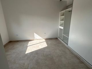 Foto 7 de Dúplex en venta de 3 dormitorios c/ cochera en Los Perales