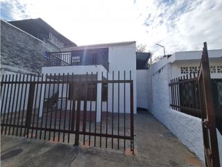 Foto 2 de SE ARRIENDA AMPLIA CASA EN CENTENARIO
