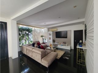 Foto 2 de Casa en venta Urbanizacion Altos de Manta Beach.