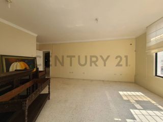 Foto 16 de Venta Departamento en Lomas de Urdesa