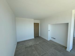 Foto 10 de VENTA Departamento - Faldeo Manzano- 2 AMB con Vista al Lago!