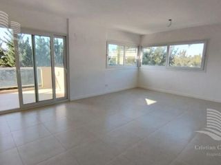 Foto 7 de Departamento a la Venta y Alquiler en Jardines del Palmar