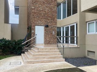 Foto 6 de Departamento a la Venta y Alquiler en Jardines del Palmar