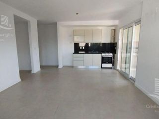 Foto 9 de Departamento a la Venta y Alquiler en Jardines del Palmar