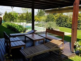 Foto 1 de Casa en venta en barrio Septiembre,  Maschwitz, Escobar
