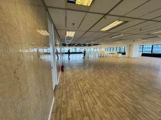 Foto 9 de Oficinas en Alquiler - 800m2 - Piso Alto - Microcentro - San Nicolas
