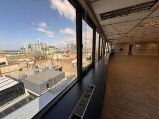 Foto 11 de Oficinas en Alquiler - 800m2 - Piso Alto - Microcentro - San Nicolas