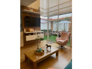 Foto 30 de Exclusiva Vivienda Unifamiliar con Jardín, Jacuzzi y Balcón en Conjunto Cerrado