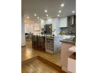 Foto 28 de Exclusiva Vivienda Unifamiliar con Jardín, Jacuzzi y Balcón en Conjunto Cerrado