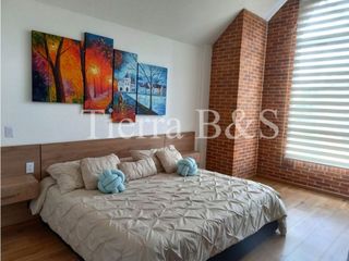 Foto 11 de Exclusiva Vivienda Unifamiliar con Jardín, Jacuzzi y Balcón en Conjunto Cerrado