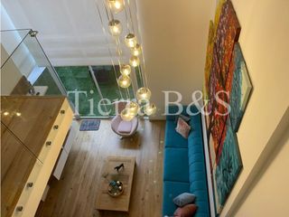 Foto 18 de Exclusiva Vivienda Unifamiliar con Jardín, Jacuzzi y Balcón en Conjunto Cerrado
