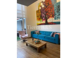 Foto 22 de Exclusiva Vivienda Unifamiliar con Jardín, Jacuzzi y Balcón en Conjunto Cerrado
