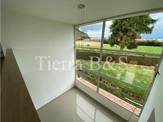 Foto 10 de ¡Descubre el Espacio Ideal para Tu Familia! Elegancia en Cada Detalle por $2.150 Millones