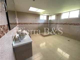 Foto 3 de ¡Descubre el Espacio Ideal para Tu Familia! Elegancia en Cada Detalle por $2.150 Millones