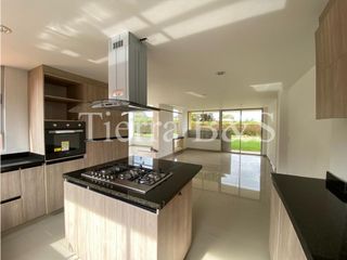 Foto 30 de ¡Descubre el Espacio Ideal para Tu Familia! Elegancia en Cada Detalle por $2.150 Millones