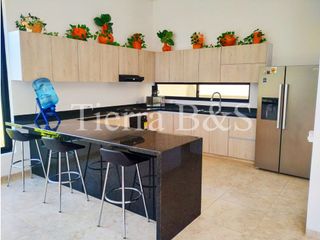 Foto 10 de ¡Estrena Tu Paraíso Sostenible: Energía Solar, Piscina y Vista Espectacular por $1.500 Millones!