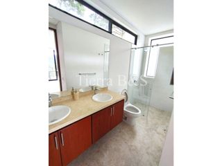 Foto 5 de ¡Estrena Tu Paraíso Sostenible: Energía Solar, Piscina y Vista Espectacular por $1.500 Millones!