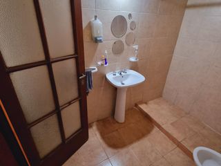 Foto 15 de PROPIEDAD - con Local Comercial y Dpto en primer planta EN VENTA- ZONA CÈNTRICA