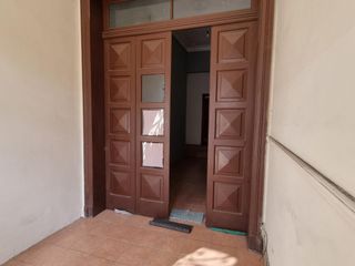 Foto 10 de PROPIEDAD - con Local Comercial y Dpto en primer planta EN VENTA- ZONA CÈNTRICA