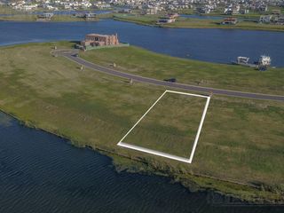 Foto 10 de Terreno al lago, BARRIO AMARRAS, Puertos / Escobar