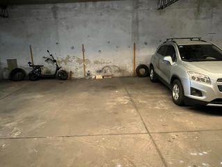 Foto 2 de Venta Cochera en el centro