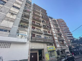 Foto 1 de Venta departamento 2 ambientes en Ramos Mejia.