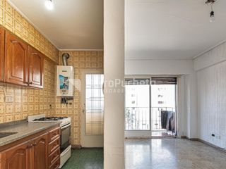 Foto 6 de Venta departamento 2 ambientes en Ramos Mejia.