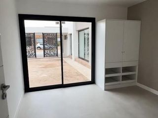 Foto 5 de VENTA Casa 2 dormitorios. B° La Pancha II