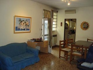 Foto 4 de Casa  4 ambientes en venta en Quilmes Oeste