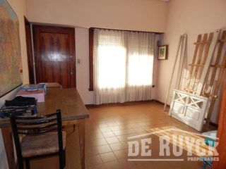 Foto 15 de Casa para 2 Familias en Venta en Quilmes Oeste