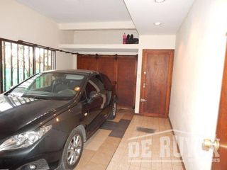Foto 14 de Casa para 2 Familias en Venta en Quilmes Oeste