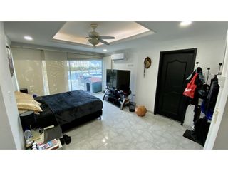 Foto 11 de VENTA 2 APARTAMENTOS EN 1 - PRIMERA LIENA PLAYA - BURUKUKA RODADERO
