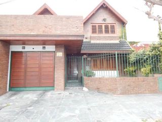 Foto 1 de Chalet en Venta en Bernal Oeste