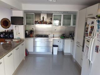 Foto 4 de Chalet en Venta en Bernal Oeste