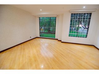 Foto 5 de VENDO APARTAMENTO MIRADOR DE NIZA