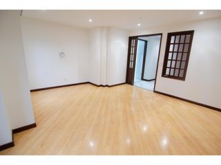 Foto 4 de VENDO APARTAMENTO MIRADOR DE NIZA