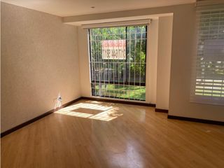 Foto 7 de VENDO APARTAMENTO MIRADOR DE NIZA