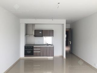 Foto 1 de Gran oportunidad! Monoambiente dividido en edificio de categoria
