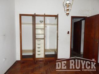 Foto 8 de Casa en Venta en Quilmes Oeste