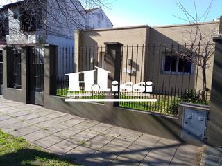 Foto 11 de Muy Buena Casa - Temperley Este